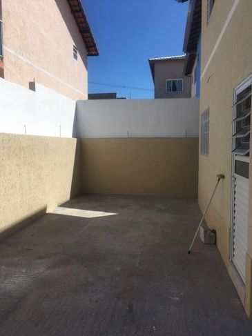 Casa à Venda - 2 Dormitórios - Polvilho - Portais Cajamar R$ 300 Mil