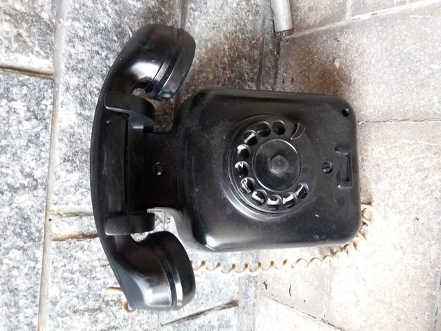 Telefone Antigo de Parede