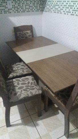 Mesa de Jantar com 3 Cadeiras