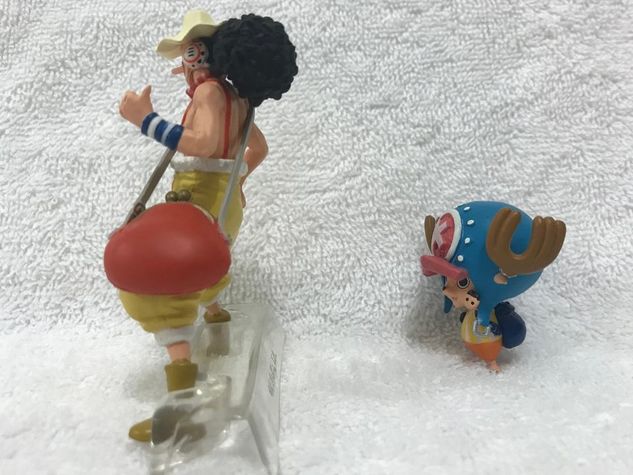 Action Figure Tony Chopper 4 Cm e Usopp 8 Cm One Piece