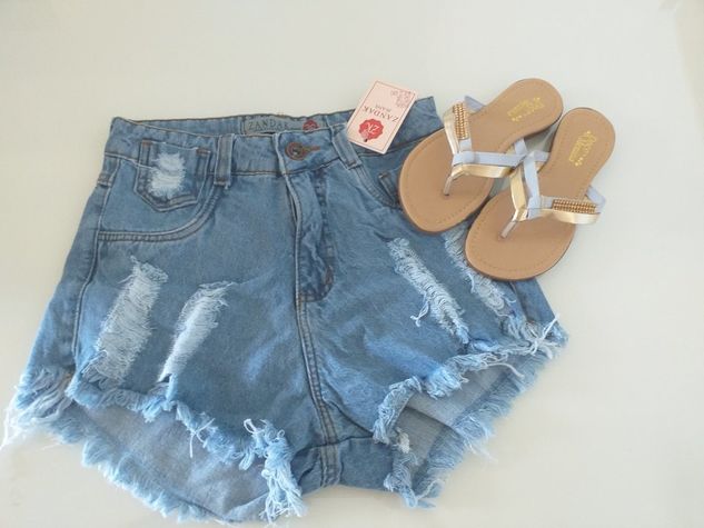 Kit Shorts Jeans Luxo e Rasteiras