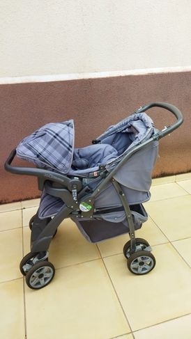 Vendo Carrinho de Bebê Burigotto + Bebê Conforto + Base