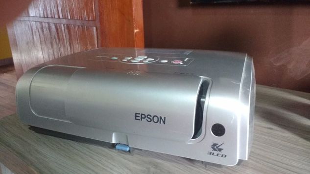 Projector Epson 3lcd Mod: Emp S4