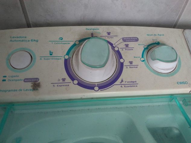 Máquina de Lavar Seminova