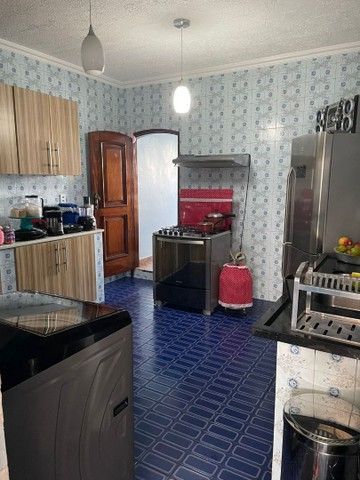 Casa com 3 Dormitórios à Venda, 180 m2 por RS 550.000,00 - da Paz - Manaus-am