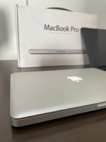 Macbook Pro 13 - I7 2012 - Caixa, Carregador e Capa Grátis