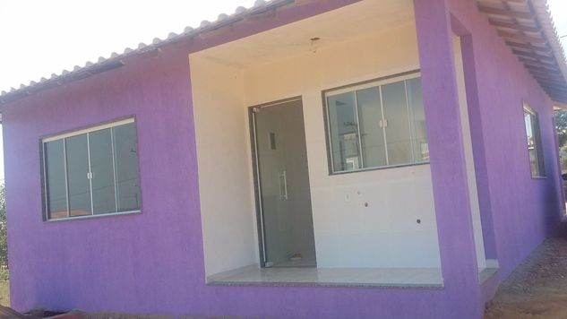 Linda Casa com Porão Feita com Duas Lajes no Condomínio Nova Itaboraí em Fazê de Acabament