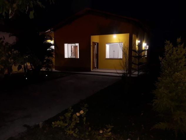 Ubatã - Casa em Condomínio em Maricá - Caxito por 300 Mil à Venda