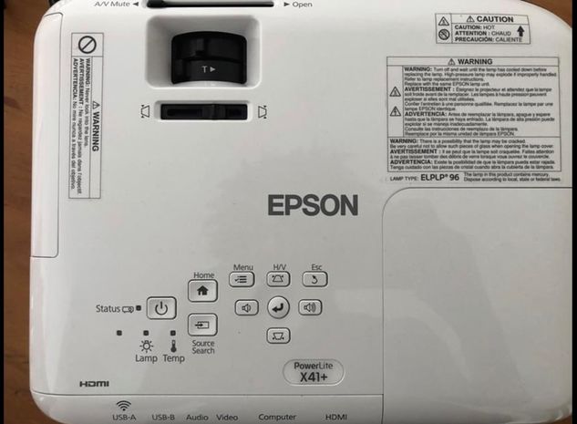 Projetor Epson Eb-x41 + 3600l Xga/wifi/hdmi - Semi Novo