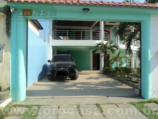 Casa com 3 Dormitórios à Venda, 560 m2 por RS 1.700.000,00 - Parque 10 de Novembro - Manaus-am