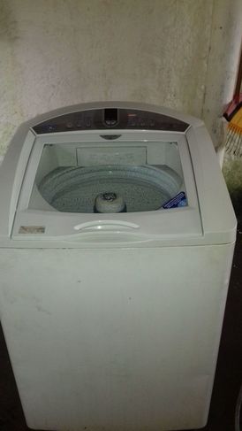 Máquina de Lavar Marca Ge - Mod. Id System 2.0 - 11kg - 220v
