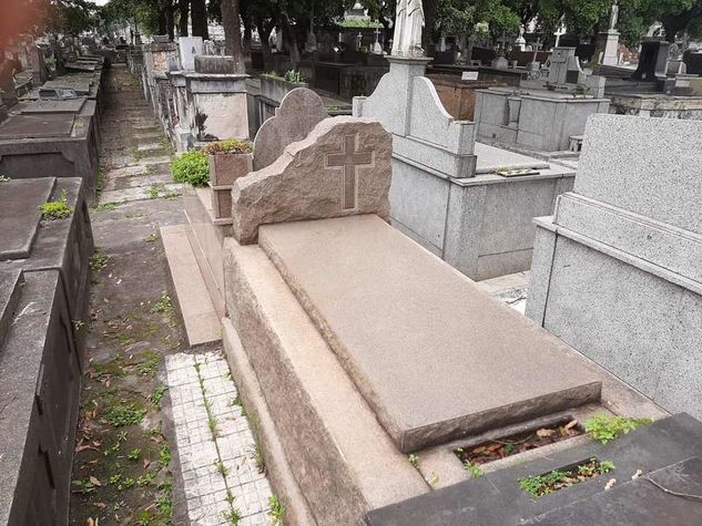 Jazigo Perpétuo Cemitério São Francisco Xavier/cajú