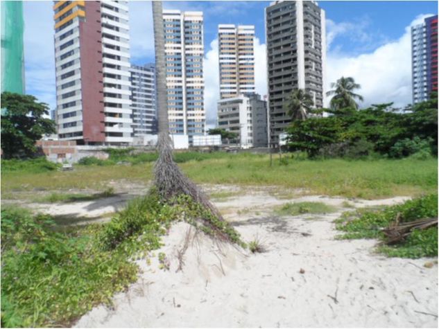 Terreno com 3150 m2 em Jaboatão dos Guararapes - Piedade por 15.000.000,00 à Venda