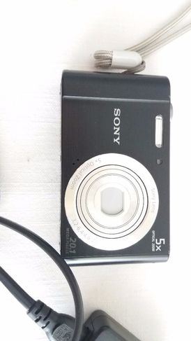 Câmera Fotográfica Sony 20 Mpixels
