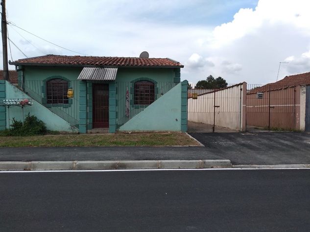 Terreno com 4 Casas com 360m2 em Colombo R$ 300mil Oportunidade