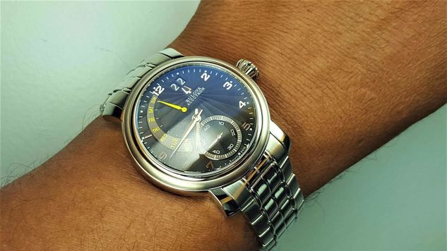 Relógio Bulova Accutron 63c103 Visor Bicolor Preto ou Azul