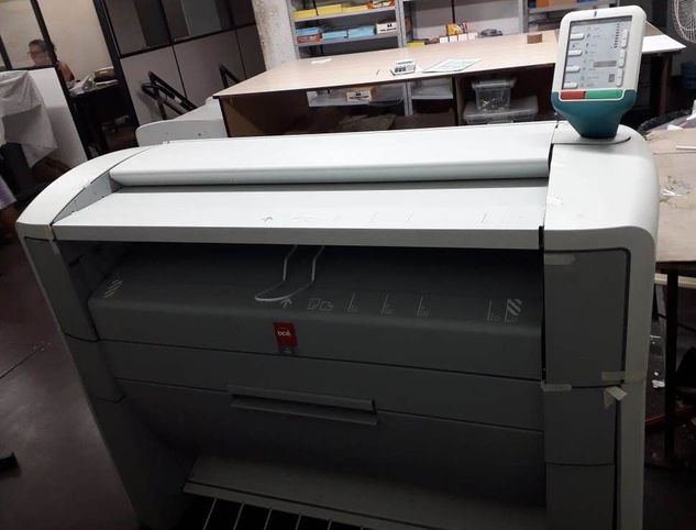 Máquina de Xerox Preto e Branco de Grandes Formatos