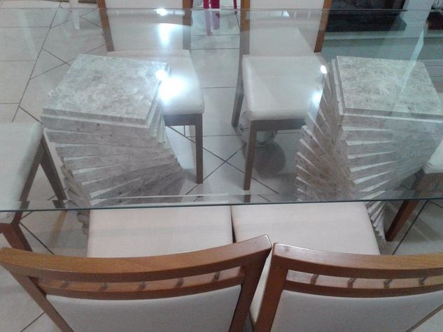 Mesa Granito e Vidro com 6 Cadeiras