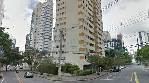 Apartamento Entre a Av Silva Jardins e Praça do Japão no água Verde c/ 2 Dorm Sendo 1 Suít