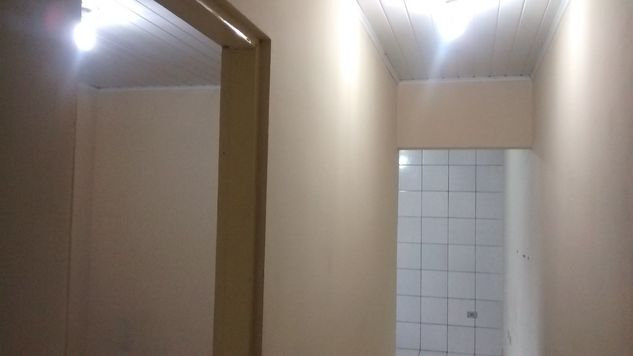 Alugo Casa de 02 Comodos+ Banheiro e Lavanderia - Guarulhos