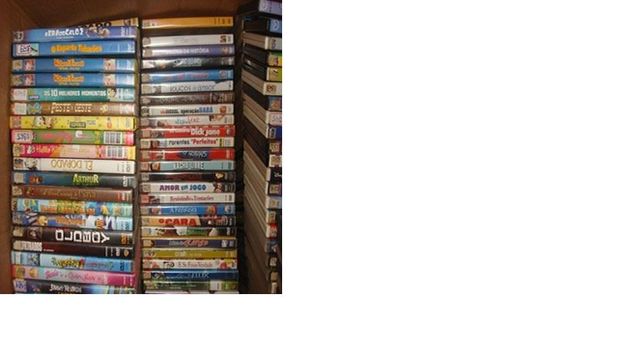 Varios Títulos de Dvds 10.000.00 Mil Dvds e 400,00 Blu-rays