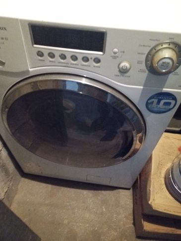 Máquina de Lavar Eletrolux - 11kilos Semi Nova