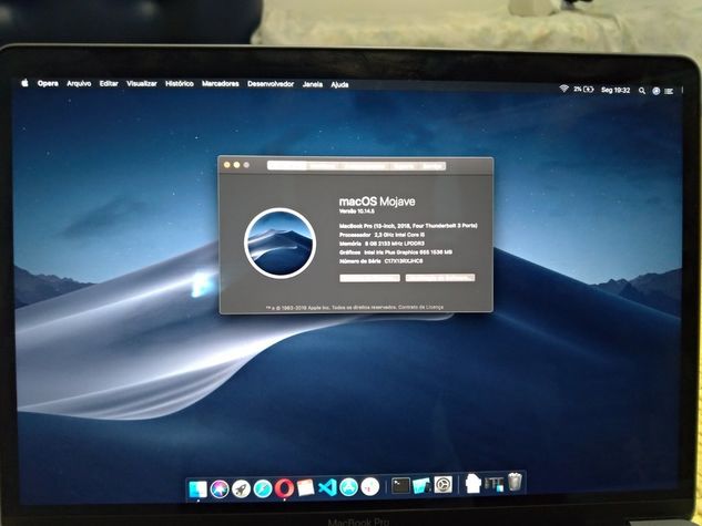Macbook Pro 2018 256 SSD 8 GB Ram Touchbar