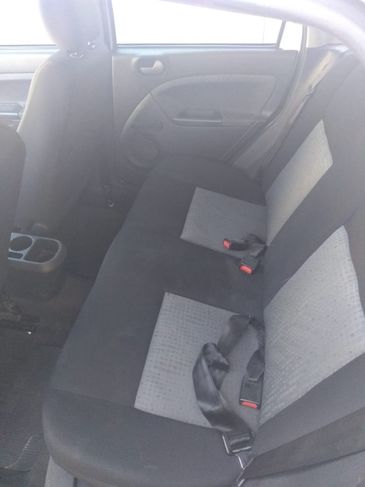 Ford Fiesta Sedan SE 1.6 Rocam (flex) 2014