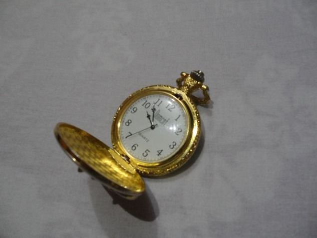 Relógio de Bolso Domcnt Quartz Dourado