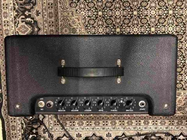 Amplificador Valvulado Fender Blues Junior III