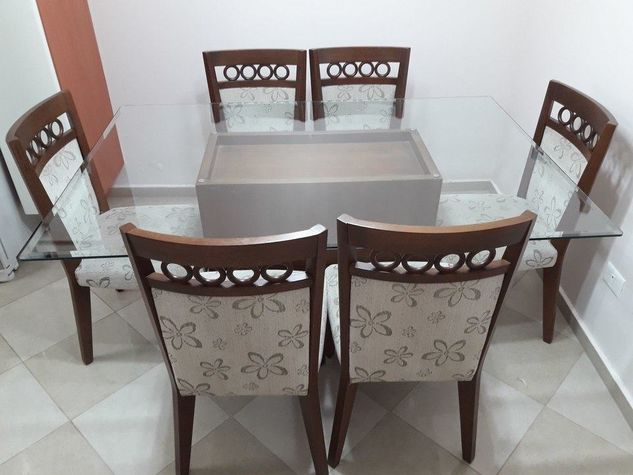 Mesa de Jantar com 6 Cadeiras - Vidro 10mm - Canto Moeda