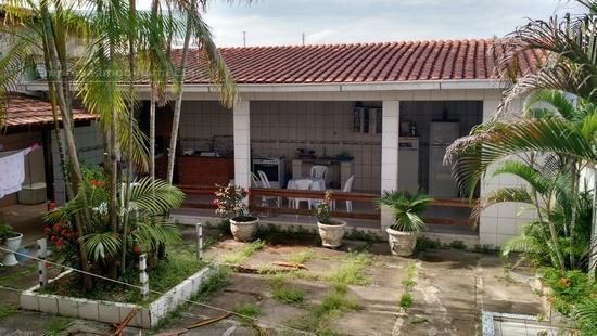 Casa com 4 Dormitórios à Venda, 300 m2 por RS 690.000,00 - Planalto - Manaus-am