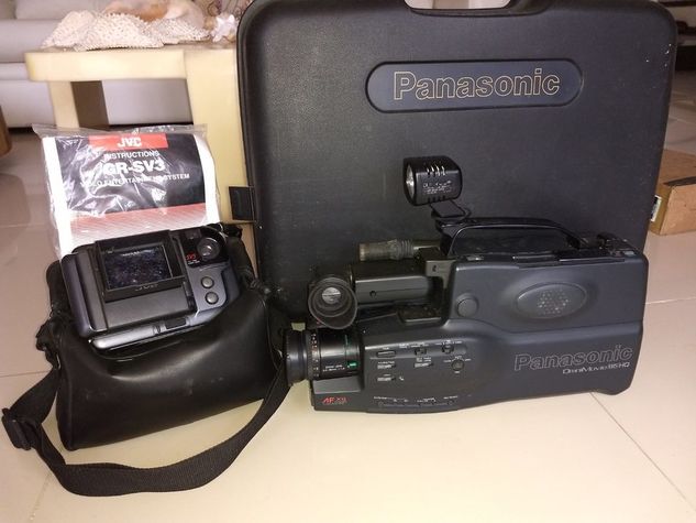 Filmadoras Super 8 Panasonic e Jvc
