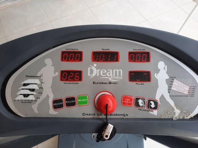Esteira Eletrônica Dream Fitness Dr 2110 + Brinde