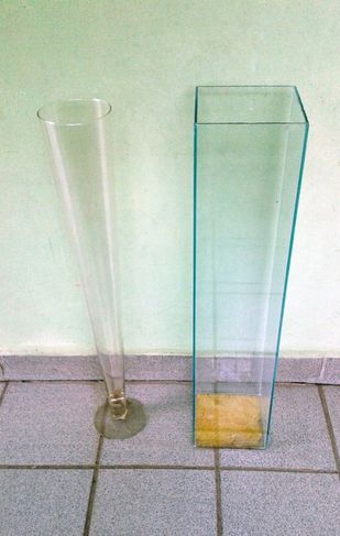 Colunas de Vidro - em Formato Quadrado e Cone