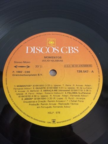 Lp Julio Iglesias - Momentos 1982 Excelente Estado com Encarte
