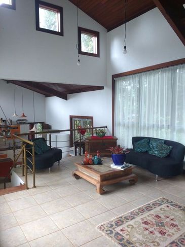 Casa Muito Aconchegante e Linda em Nova Lima MG