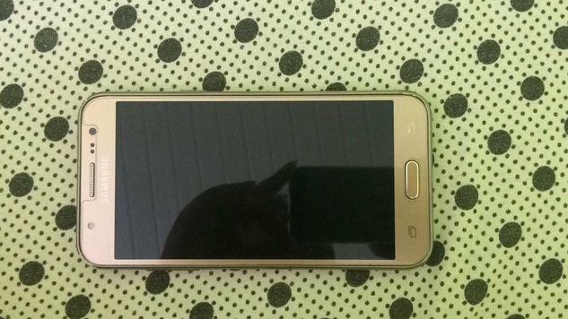 Celular Samsung J5 Semi Novo