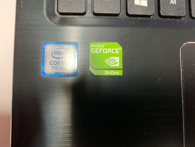 Acer I7 , 10 GB SSD 256gb Intel m2