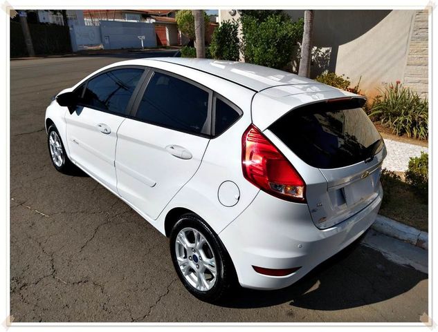 Ford New Fiesta 2015 1.6 SE Impecavel