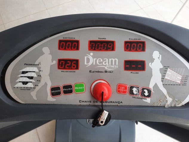 Esteira Eletrônica Dream Fitness Dr 2110 + Brinde