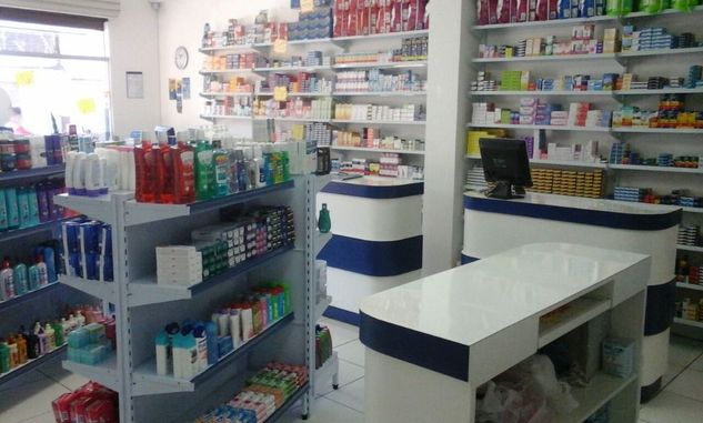 Vende SE Farmácia em Sarandi PR