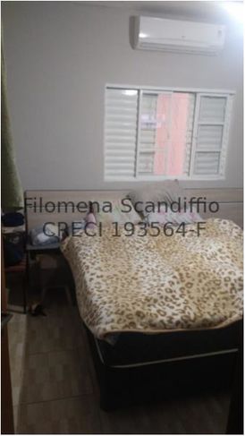 Casa com 3 Dorms em Campinas - Vila Aeroporto por 280.000,00 à Venda