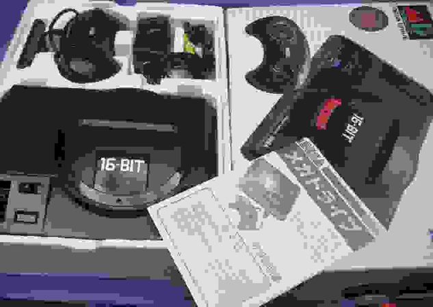 Mega Drive Completo na Caixa Controle Fonte Cartucho Jogo Sonic