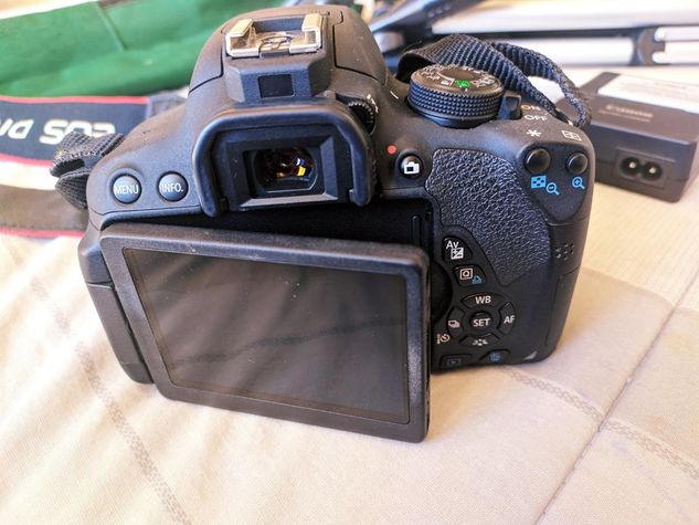 Vendo Câmera T5i Canon
