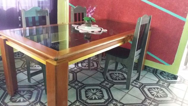 Guarda Roupa+mesa de Jantar+aparador