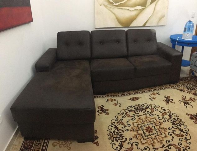 Sofa em Courino com Chesi