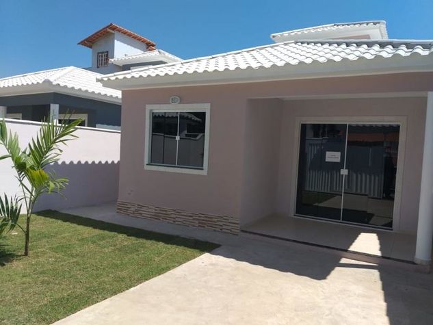 Casa com 3 Dorms em Maricá - Recanto de Itaipuaçu (itaipuaçu) por 410 Mil à Venda