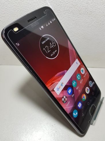 Celular Moto Z2 Play - 64 GB - 4gb Ram - Tela 5,5"- Biometria(digital)