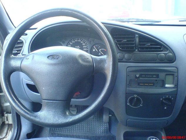 Ford Fiesta 98